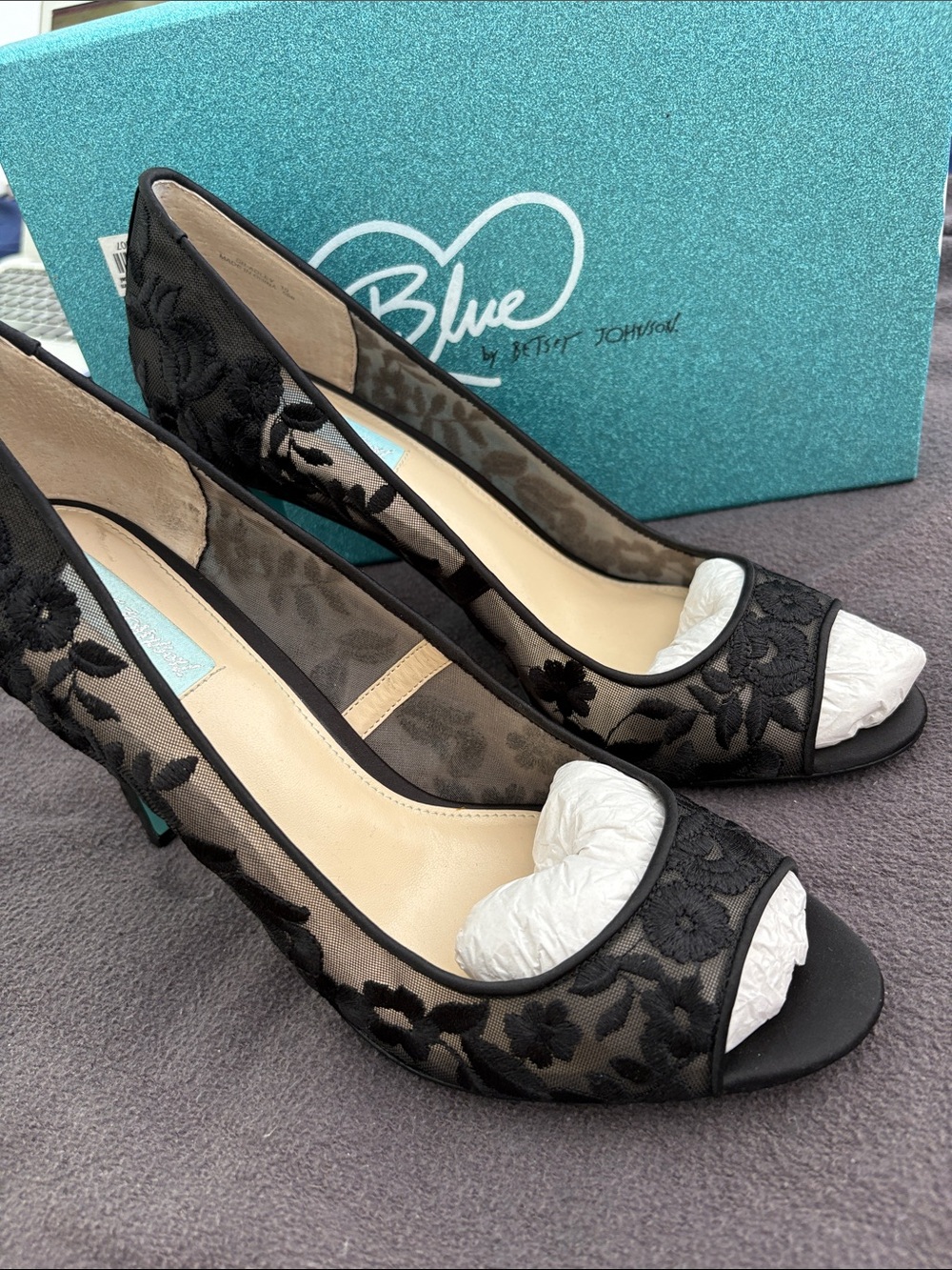 Blue by Betsey Johnson Black Floral Mesh Peep Toe Pumps
